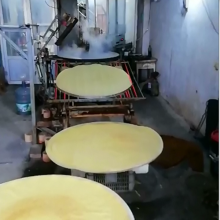使用自动煎饼机更省力省心省钱--山东传永全自动煎饼机