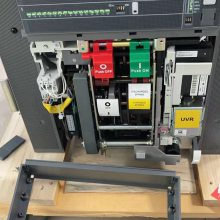 ڶ·AB SACE E2.2N-A 2000 Ekip Dip1SDA077289R1