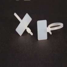 衣服鞋帽防伪标签扣塑料扣尼龙扎带防拆条防调包扣一次性塑料封条