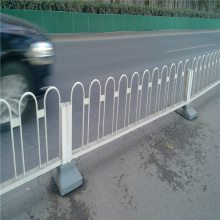 车辆分流护栏 小区道路分离栏杆 人行道白色隔离栅栏