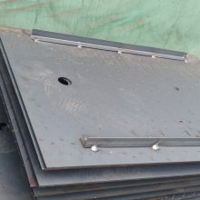 厂家批发热镀锌花纹板 防滑热轧花纹铁板 Q235B 扁豆花纹钢板铁板