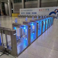 全国供应海康大华安快驰安蓝卡科拓百胜启功富士圆柱防撞速通门不锈钢立柱摆闸超市出入口自动感应门***会所