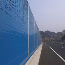 �߼������������� С������������� ���е�·��������ǽ