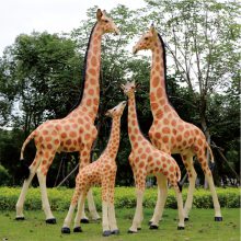 玻璃钢彩绘仿真动物长颈鹿雕塑户外公园商场动物园造景装饰