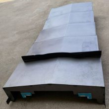 捷克斯柯达落地镗铣床WD160伸缩钢板防护罩