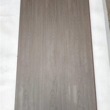 佛山批发北欧灰色家用防水耐磨仿木纹原木色金刚板强化复合木地板