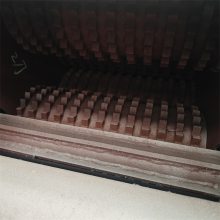 致力机械216型木材破碎机定制 55千瓦原木粗破设备