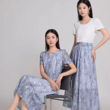 名妹夏装 设计师品牌女装折扣厂家一手货源 品牌撤柜女装尾货折扣店