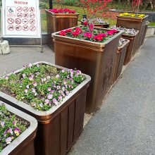 定制景观铁艺仿铜花箱 树池镂空方形落地花池加工焊接安装 种植箱