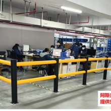 弹性防撞护栏:高分子柔性护栏,材料创新保障设备安全