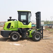3吨越野车四驱柴油内燃液压车举高5米搬运车全地形越野叉车