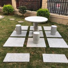 广东地区室外石桌石凳加工厂家 公园直径80公分圆石桌椅定制
