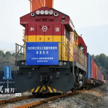 山西长治出口压路机到东非各国海运大件货物散杂船运输时效稳定