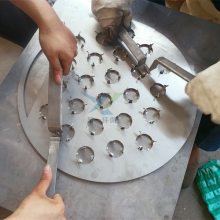 萍乡旭一：江西客户考察验货316L材质F1浮阀塔盘