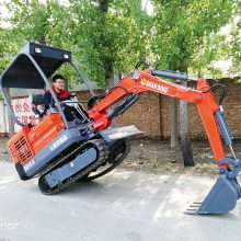 厂家出售起树苗的小型挖掘机 园林微型挖掘机农用小挖机