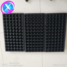 ۴ ² *** 