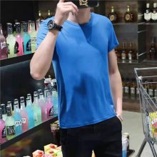 云南昆明尾货便宜男士T恤电商货源5大网站男装夏季短袖汗衫半袖。