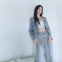 С�����ʦƷ�Ƴ���Ůװ ��Ľ�ļ� ��Լʱ��Ůװβ�� ��������Ůװ