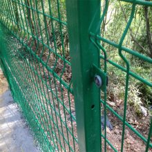 上饒市【護欄網(wǎng)】道路園林綠化小區(qū)場地鋼絲隔離網(wǎng) 德興市河道工廠金屬圍欄網(wǎng)
