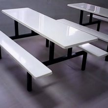 南宁学校饭堂连体餐桌椅生产厂家 玻璃钢餐桌椅 工厂食堂餐桌椅