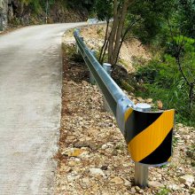 高速公路波形护栏防锌钢栏交通设施板配件支持定制