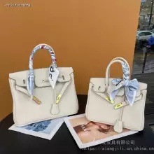 ݸƤﳧӦʱŮʿ*** 羳ֱ