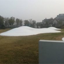 贵州大公园室外蹦蹦云跳床成为2020年网红游乐项目