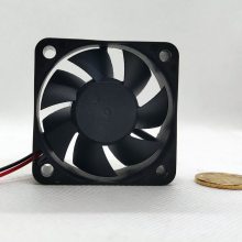 5020 ߹ʵԴɢȷ12V˫