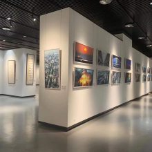 灰色布面无缝展板挂画展板销售,定制各种尺寸无缝艺术挂画展板 麻布挂画麻布展墙