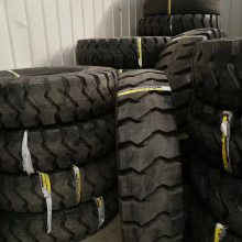 厂家供应前进品牌工程机械轮胎1400-24 自卸车轮胎1400-24 三包正品