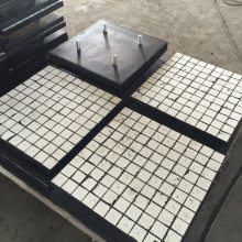 钢厂烧结混料机筒体使用耐磨陶瓷橡胶衬板与尼龙衬板的性能对比