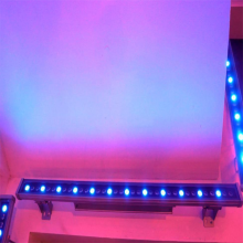 芯鹏达LED洗壁灯线条式彩光照射建筑商场照明灯80W-XQD531