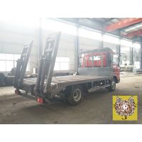 国六小型挖机重汽豪沃挖机拖车平板运输车140马力 1.8L