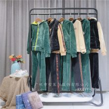 廣州大碼女裝服裝供應(yīng)商凱倫詩(shī)19秋冬大長(zhǎng)款外套大衣新款組合包多種風(fēng)格多種面料