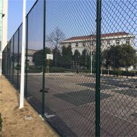 包塑绿色勾花围网 幼儿园运动场防护网 球场浸塑围栏网