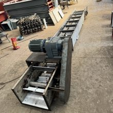 厂家供应FU270刮板输送机 水平输送刮板机环链刮板输送机