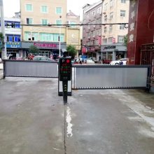鹿晟智能 东营道闸 滨州高清车牌识别系统 供应LS系列安装 批发定制