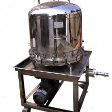 立式不锈钢层叠过滤器，流量大、速度快、存活性碳多、占用空间小，过滤面积大、效***、过滤精度高 固液分