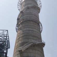 呼伦贝尔冷却塔更换爬梯护笼\烟囱旋转梯加高施工方案