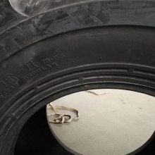 ǰ800/65R32 30.5L-32ո  ˹̥