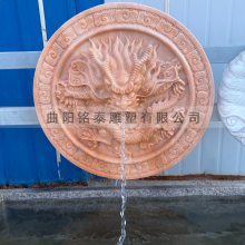 晚霞红石雕浮雕吐水龙庭院装饰摆件雕刻圆浮雕挂件