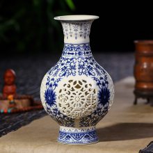 青花粉彩镂空象牙瓷花瓶 家居博古架酒柜装饰 景德镇手工雕刻陶瓷花瓶
