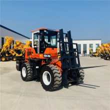 鲁宇四驱越野叉车