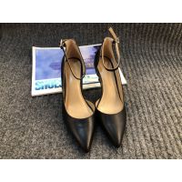 艺立 女士优黑色雅高跟鞋-优雅系列