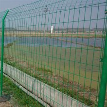 绿色低碳钢丝焊接网 鱼塘隔离网 水池安全防护网