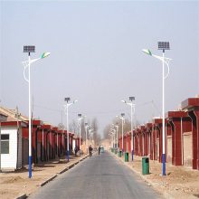 西安市太阳能路灯LED42W路灯图片 厂区 8米太阳能路灯生产