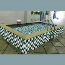 马赛克瓷砖陶瓷马赛克泳池马赛克应用于酒店 休闲场所及家庭装潢