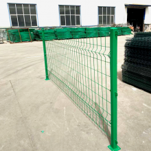 百瑞 隔离防护栏 双边丝隔离网 低碳钢丝厂区防护网