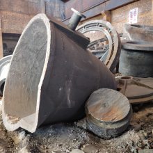 slag pot slag pot   