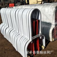 高速公路推拉伸缩路障喷塑式活动护栏 高速收费站伸缩活动护栏网